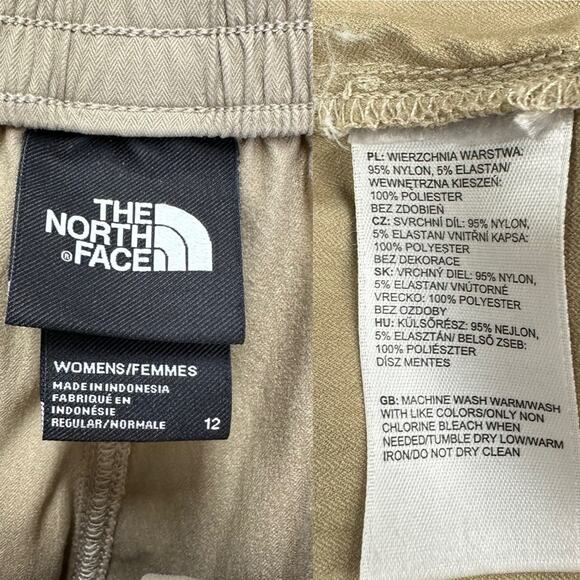 The North Face Karakash Cargo Pants in Flax Size 12 High Rise - Picture 11 of 16